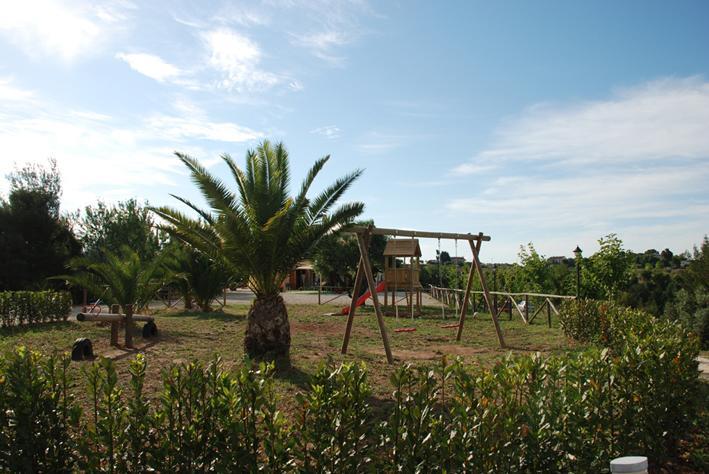 Briciola Di Sole Guest House กรอตตัมมาเร ภายนอก รูปภาพ